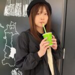 Konomi Suzuki Instagram - 『She is Legend Live Tour 2023 #ExtremeFlag 』 ツアー折り返し地点は仙台🛬有難うございました！ 過去最大の接近戦は、汗だく公演！とにかく皆んなの顔がよく見えて、受け取るパワーが沢山だった！ ツアーっていいなぁ✨🌱 来週は韓国で初ワンマンです。えいやそりゃって気合い出します🤜 #ヘブバン  #シーレジェ #鈴木このみ #ずんだシェイク #飲んで帰りました #とろける〜🤤