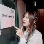 Konomi Suzuki Instagram - 『She is Legend Live Tour 2023 #ExtremeFlag 』 初日大阪公演。有難うございました！ 東京で新しく出来た仲間と共に、生まれ育った街へ帰れたこと。とても心強くてとびきり嬉しかったです。 明日は福岡公演！首をしっかりケアします🫠 #シーレジェ #ヘブバン #鈴木このみ