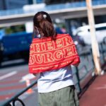 Konomi Suzuki Instagram - どのイベントでもすぐ見つけられそうなタオル👀 赤は私のラッキーカラー＆アーティストカラーでもあります❤️‍🔥 カーゴパンツはマーチンとの相性抜群🙆‍♀️中に紐がついてるから、細かなサイズ調整もばっちりです🙆‍♀️ 11月5日「鈴木このみ Birthday Live 2023 〜CHEERS BURGER〜」 グッズ事前通販は29日23:59まで⏰ https://www.rakuten.ne.jp/gold/geneless/feature/skm/skm-live.html photo by レーベルスタッフさん #このみんバーガー #ライブもうすぐだ…！