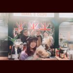 Konomi Suzuki Instagram - 🍔期間限定コラボ決定🍔 鈴木このみと英國酒場 Shake&Chipsさんの第二弾コラボ『CHEERS BURGER』が決定しました！ 10月21日〜11月5日のランチタイム（11:00〜16:00）にて召し上がれます✨ Shake&Chips 東京都千代田区丸の内 1-9-1 東京駅構内 グランスタ八重北B1 黒塀横丁内 ーーーーーーーーーーーーー なんと！11月5日「鈴木このみ Birthday Live 2023 〜CHEERS BURGER〜」開催を記念して、 このみんバーガーを作って頂きました…！またコラボ出来て嬉しいです🤝☺️ ビーフ100%のパテとチーズ、アボガド、大好きな味が大大大集結！ 食べ応え抜群、ジューシーでまろやかです🤤 ライブに向けて、美味しい物でエナジーチャージしてね！ 英國酒場 Shake&Chipsは東京駅内にあるので、移動の時などにもぜひ〜！明後日からスタートです🍔⚡️✨ #このみんバーガー #めちゃくちゃ美味しいハンバーガーです☺️✨ #ミルクシェイクもおすすめ！ #東京駅グルメ #胃ンスタグラム