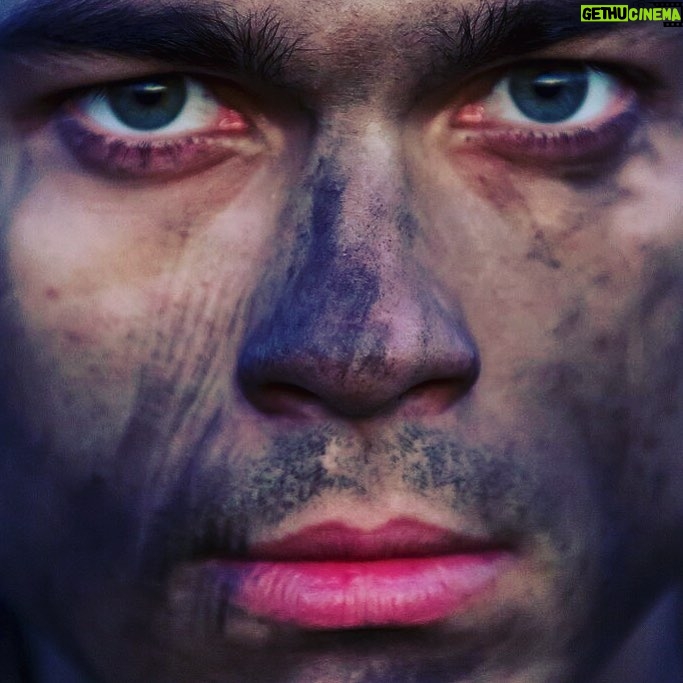 Konstantin Beloshapka Instagram - Обогащаю уран. Недорого. Активирую уголь. Дон-Медиа