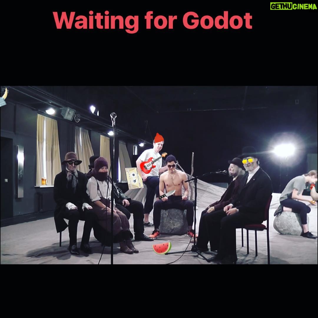 Konstantin Beloshapka Instagram - #waitingforgodot#vakhtangovtheatre#театр#theater#театрвахтангова#вожиданиигодо