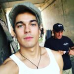 Konstantin Beloshapka Instagram - Громко хлопнув дверью сортира, Он вышел и сказал: «Привет, я Де Ниро»