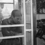 Konstantin Beloshapka Instagram - А это я никак до моря доехать тоже не могу — уснул, качаясь на качели, вокруг какие-то кусты. В кварталах дальних и печальных, что утром серы и пусты. Б. Рыжий.