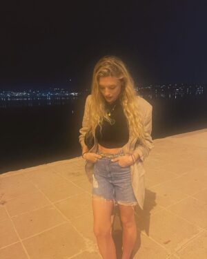 Konstantina Kommata Instagram - 💫