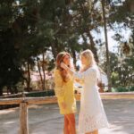 Konstantina Kommata Instagram - Πέμπτη 19 Μαΐου!!! Η βάπτιση της Ιωάννας και τα πρώτα μας γενέθλια! Μωρό μου πόσο ευλογημένοι είμαστε που σ’έχουμε ! Να ζήσεις Ιωαννακι μου να σκορπίζεις πάντα φως χαρά και αγάπη… Το χαμόγελο σου είναι η ευτυχία μας!! Ευχαριστούμε πολύ τους φίλους και συγγενείς μας που ήταν κοντά μας αυτή την τόσο ξεχωριστή μέρα για εμάς! Το μεγαλύτερο ευχαριστώ όμως πάει στους νονούς μας @eleninod @m_milonakis !! Αυτή η μέρα επισφράγισε για πάντα τη φιλία μας και μεγάλωσε την οικογένεια μας… σας λατρεύουμε!!! P.S Ευχαριστώ πολύ για τις όμορφες εορταστικές ευχες!! 🎉😜