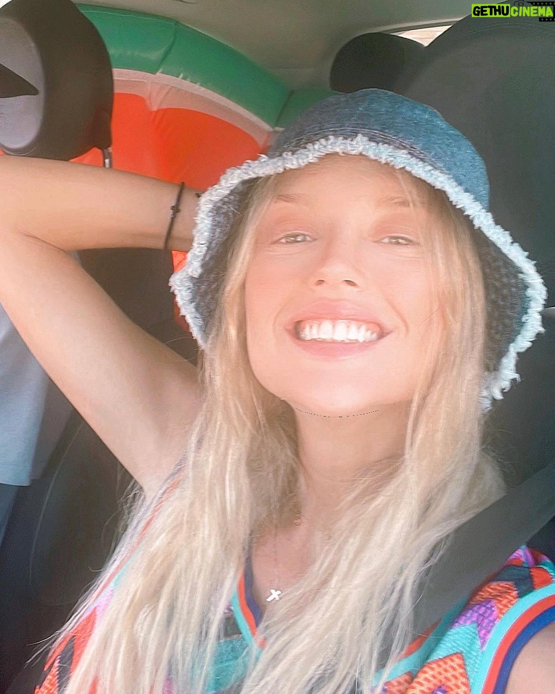 Konstantina Kommata Instagram - M🌼🌼d all summer long 🍉💛💛 Κρήτη - Crète, Grèce