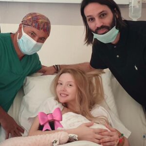 Konstantina Kommata Instagram - 19.5.21 🤍 Το ωραιότερο συναίσθημα του κόσμου... το πιο ευλογημένο... Καλώς μας ήρθες ψυχή μας!!! Ευχαριστώ τον άντρα μου που ήταν και είναι συνεχώς στο πλευρό μου, τον γιατρό μου, Γεώργιο Κλάδο για την καθοδήγηση του και τον υπέροχο τοκετό που μου χάρισε.. Την πιο μοναδική και όμορφη στιγμή της ζωής μου... όπως ευχαριστώ πολύ και όλους εσάς για τις γεμάτες αγάπη ευχες σας!!!

#welcomebabygirl #lightofmylife #myeverything #hapiness