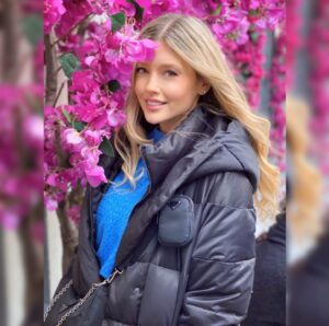 Konstantina Kommata Instagram - M🌸🌸D
