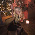 Konstantina Kommata Instagram - 𝒢𝑜𝑜𝒹𝓃𝒾𝑔𝒽𝓉 ★💋 ______________________________________________ #nightynight #kisses