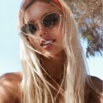 Konstantina Kommata Instagram - 🎶🎵 " 𝒯𝒽𝑒 𝓈𝓊𝓃 𝒾𝓈 𝓊𝓅, 𝓉𝒽𝑒 𝓈𝓀𝓎 𝒾𝓈 𝒷𝓁𝓊𝑒. 𝐼𝓉'𝓈 𝒷𝑒𝒶𝓊𝓉𝒾𝒻𝓊𝓁 𝒶𝓃𝒹 𝓈𝑜 𝒶𝓇𝑒 𝓎𝑜𝓊. " 🎶🎵 ______________________________________________ #lookaround #findthebeauty #dearprudence #thebeatles #rayban #raybangreece Pláka, Lasithi, Greece