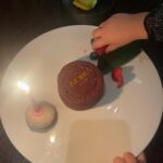 Konstantina Kommata Instagram - 27.10 More life more blessings 🎂🎊🎉 Καλωσόρισα τα 31 πλήρως ευλογημένη με τίποτα λιγότερο από ευτυχία, ενθουσιασμό και αγάπη! Ευγνώμων για άλλο ένα ταξίδι γύρω από τον ήλιο… Και τις ηλιαχτίδες μου! Ο Χρόνος έχει πραγματικά έναν υπέροχο τρόπο να μας δείχνει τι πραγματικά έχει σημασία στη ζωή! Να μοιράζεσαι τη ζωή με ανθρώπους που αγαπάς και σε κάνουν να νιώθεις πολύτιμος! Ευχαριστώ ατελείωτα για τις ευχές, εύχομαι η ευλογία να επιστρέψει σε όλους σας! ✨ Την αγάπη μου και πολλά φιλιά *Είμαι 31 αλλά νιώθω τα μισά😅 Milano, Italy
