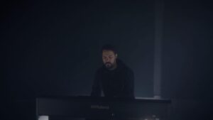 Koray Candemir Instagram - Video yarın yayında✨

directed by @berkdalyanoglu 

#ihtimallerakustik
