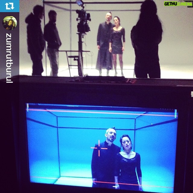 Koray Candemir Instagram - #Repost @zumrutburul with @repostapp.
・・・
Sürpriz düet geldi! Koray Candemir & Sezin Akbaşoğulları'ndan "Muhteşem Bir Son" #fakatmuzeyyenbuderinbirtutku #koraycandemir #sezinakbasogullari #haruntekin http://youtu.be/1-9n_nHsYQI