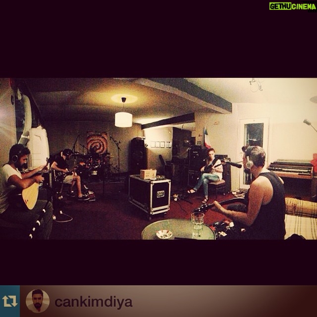 Koray Candemir Instagram - #Repost from @cankimdiya with @repostapp --- provalı, yeni şarkılı, falanlı. #koraycandemir