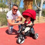 Kostas Sommer Instagram - 🚨GIVEAWAY ALERT🚨 Καλη κυριακη σε ολους! Θελουμε να μοιραστουμε μαζι σας τη χαρα μας καθε φορα που κανουμε βολτες με το ποδηλατακι μας γιαυτο αποφασισαμε σε συνεργασια με τη @boutiquebebeplus να σας κάνουμε δωρο το ποδηλατακι της φωτογραφιας για ενα τυχερο παιδακι 🎈 Ακολουθηστε τα βηματα για να λαβετε συμμετοχη, η κληρωση θα διαρκεσει 10 μερες και ληγει 6/7 . •follow @kostas_sommer •follow @boutiquebebeplus •follow @coccolle.eu Κανε οσα πιο πολλα σχολια μπορεις με ταγκ οποιον θελεις !! Μην το χασεις 👊 Glyfáda, Greece
