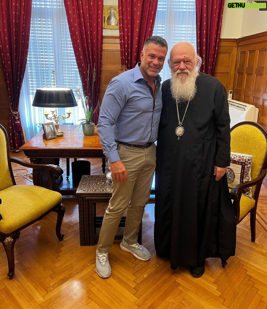 Kostas Sommer Instagram - Ευχαριστώ πολύ τον αρχιεπίσκοπο Ιερώνυμο, για τις ευλογίες του, τιμή μου η συνάντηση μας. #metonsommer Athens, Greece