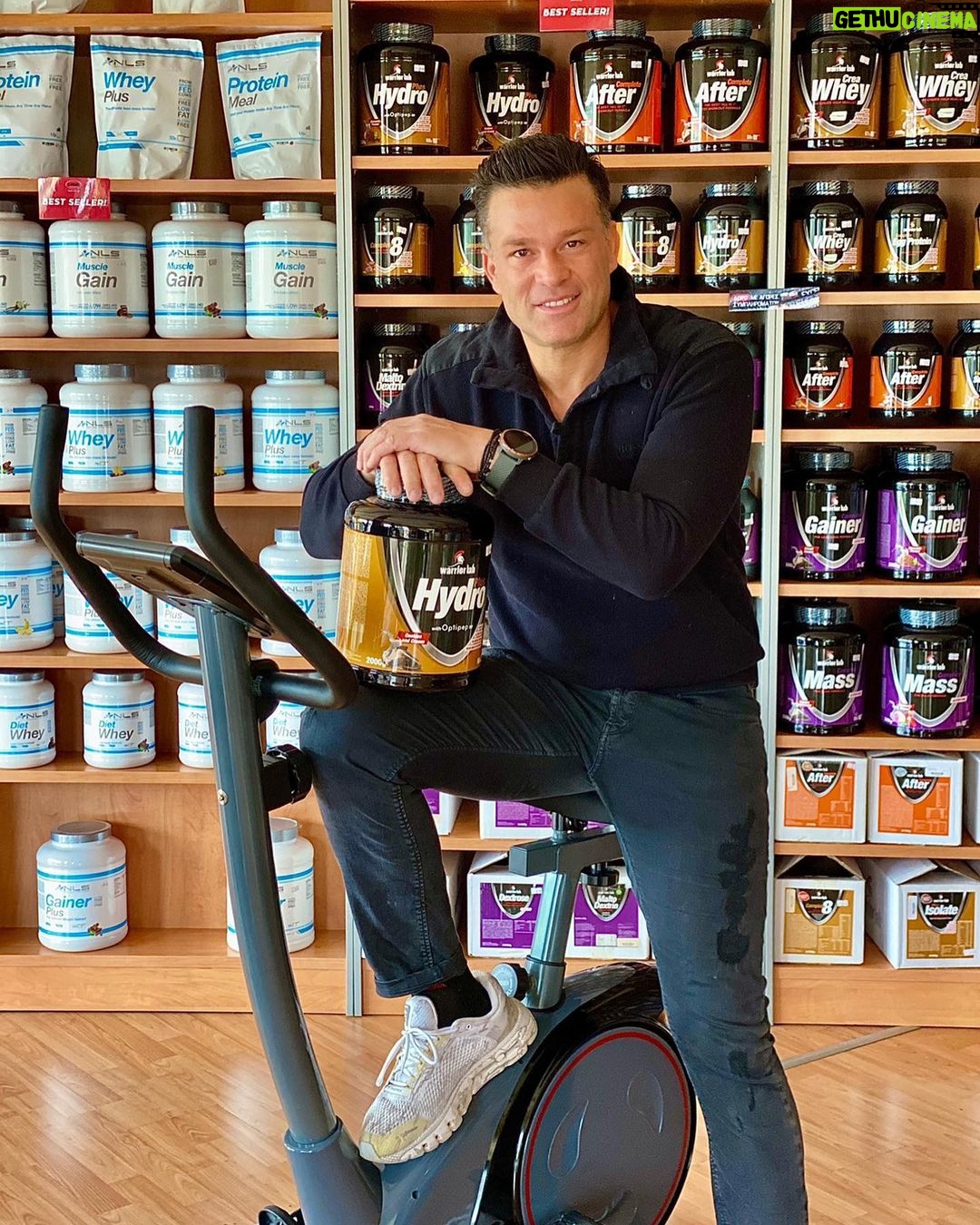 Kostas Sommer Instagram - G I V E A W A Y 💥⚡️ Extreme Fitness Giveaway σε συνεργασία με Extreme Stores κληρώνουμε δώρα για 3 νικητές, τα βήματα είναι γνωστά.. 1ος Νικητής: το ποδήλατο της φωτογραφίας X-fit smooth αξίας 249€ απο @xfit.gr 2ος Νικητής: Δωροεπιταγή αξίας 150€ για συμπληρώματα της εταιρείας @warriorlab.gr 3ος Νικητής: Δωροεπιταγή αξίας 150€ για συμπληρώματα της εταιρείας @nls.gr •follow @xtr.gr •follow me 😎 @kostas_sommer •tag 3 friends Η κλήρωση θα γίνει την κυριακή 31/01 συντονιστείτε και κάντε όσα περισσότερα σχόλια μπορείτε κάθε σχόλιο μια συμμετοχή! Καλή επιτυχία ✌️❤️ Athens, Greece
