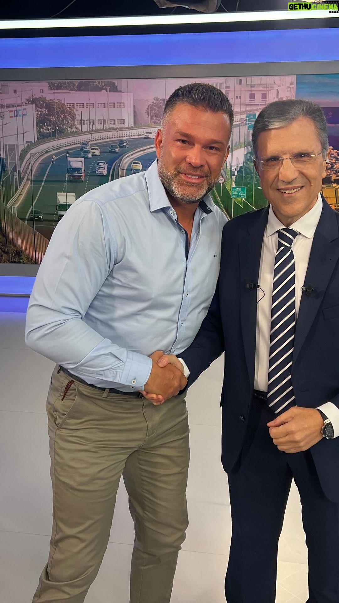 Kostas Sommer - 7.7K Likes - Ευχαριστώ πολύ τον φίλο μου Γιώργο Αυτιά για την στήριξη του. #perifereiattikis #notiostomeas #metonsommer