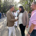 Kostas Sommer Instagram - Παρουσιάζοντας Μία ξεχωριστή εκδήλωση στο Ζάππειο, για την φιλοζωική οργάνωση @agapigiatazoa . Θέλω να ευχαριστήσω την υπουργό παιδείας και θρησκευμάτων @nkerameus όπου παρευρέθηκε στο event και στήριξε της φιλοζωία και την υιοθεσία σκύλων.