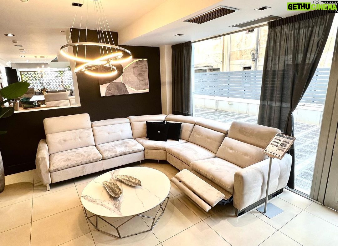 Kostas Sommer - 4.4K Likes - 🎁🎁Giveaway🎁🎁
Σε συνεργασία με την εταιρεία Lazy Sofa Evagelidis κάνουμε δώρο έναν μοναδικό καναπέ !!! Καλά ακούσατε, ένας υπερτυχερός θα κερδίσει το καναπέ
Zeus Big Corner ✔️
Συνδυάζει ηλεκτρικό μηχανισμό όπου με το πάτημα ενός κουμπιού επιλέγεις τη θέση που σου ταιριάζει , κινούμενα προσκέφαλα, αδιάβροχο - αλέκιαστο ύφασμα και θύρα usb για φόρτιση κινητού 📱!
Όλα αυτά σε ένα καναπέ που μπορείτε να τον κάνετε δικό σας με τα παρακάτω απλά βήματα.
—————————————————
⚠️⚠️⚠️Όροι διαγωνισμού⚠️ ⚠️⚠️:
1️⃣𝐋𝐢𝐤𝐞 στο ποστ του διαγωνισμου
2️⃣𝐅𝐨𝐥𝐥𝐨𝐰 ⬇️⬇️⬇️
Τα προφίλ μου
👉🏻@kostas_sommer
και το προφίλ
👉🏻@lazysofa_evagelidis
3️⃣𝐓𝐚𝐠 2 φίλους σας που θα ήθελαν και αυτοί να πάρουν μέρος !!
1 σχόλιο= 1 συμμετοχή (κάντε άπειρα )💪
——————————————
▪️ Ο νικητής θα επιλεγεί έπειτα από τυχαία κλήρωση μέσω της εφαρμογής Easy Giveaway .
⚠️Ακολουθούμε όλα τα βήματα, διαφορετικά θεωρείται άκυρη η συμμετοχή !! ❌
—————————————
🔹 Λήξη διαγωνισμου: Δευτερα 06/06🔹
!!!! Καλή επιτυχία !!!
#giveawaygreece #giveaway #diagwnismos #lazysofa #lazysofaevagelidis