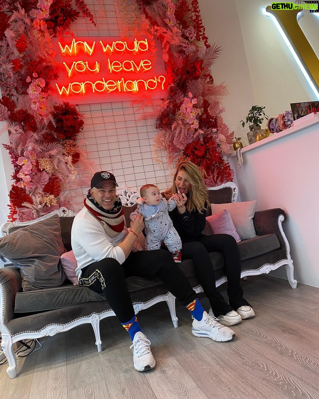 Kostas Sommer - 5K Likes - Why would you leave wonderland… rediscovering the world through his eyes is nothing words can discribe