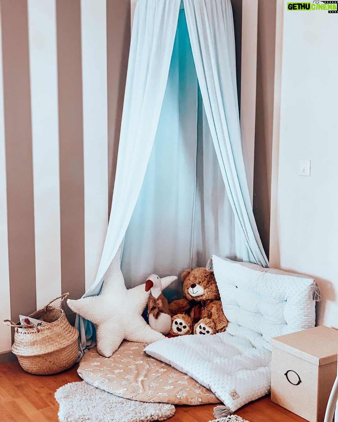 Kostas Sommer Instagram - 🐻✨G I V E A W A Y✨ καλη εβδομαδα και ξεκιναμε με γλυκο παιδικό διαγωνισμό (για να μπαίνουμε στο κλίμα) από @_hippopo_ με δυο νικητές, για να λαβεις μερος τα βηματα που πρεπει να ακολουθησεις ειναι: •follow @_hippopo_ •follow @yfasmatadiko •follow me 😏 •like n’ tag όσα άτομα θέλεις όσες φορές θέλεις 1ος νικητης δωροεπιταγη 150€ 2ος νικητης δωροεπιταγη 100€ *Να θυμασαι οσα πιο πολλα σχολια τοσο περισσοτερες συμμετοχες στο διαγωνισμο! Ληξη διαγωνισμου 19/07 καλη επιτυχια 💪