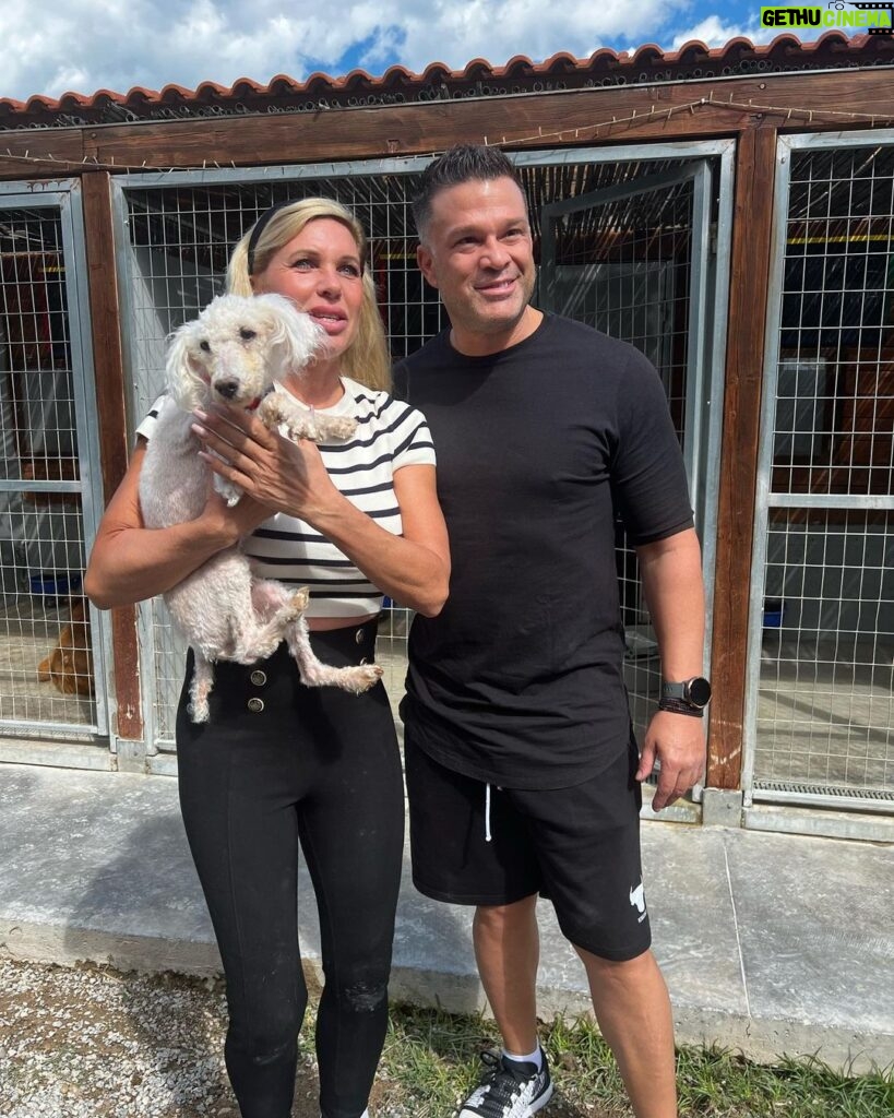 Kostas Sommer Instagram - Such a great experience to be here at @saveagreekstray to see animals that have suffered to be in such excellent condition in an environment where they get all their needs attended with so much love and devotion. Great to be here with @princess_maja_von_hohenzollern , how is fighting for animals, their rights, and is educating the youth with classes in schools to not have animal cruelty in future generations,… it was my honor to be here and be a part. Please support this cause, adopt animals, give them a home, and they will fill your house and family with love. Athens, Greece