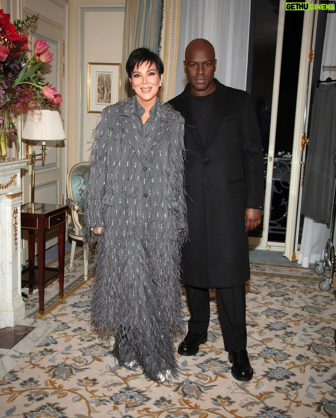 Kris Jenner Instagram - Midnight in Paris @coreygamble @maisonvalentino #Valentino #Paris 🇫🇷 📷 by @stevensimione @daniele.iachella