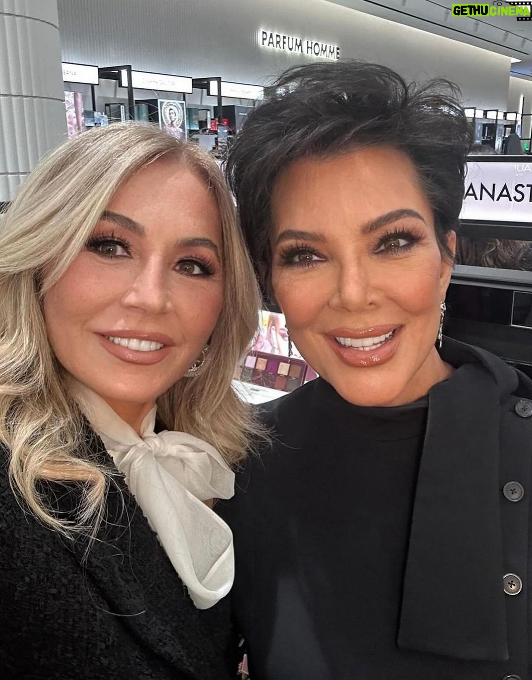 Kris Jenner Instagram - Adventures in Paris with @anastasiasoare! @sephorafrance #champselysee ♥️ @anastasiabeverlyhills