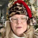 Kristen Ashley Instagram - The last installment! What are my heroes getting their heroines for Christmas? Find out!!! 🎄🤶🎁💝 #fromtherockchicklair