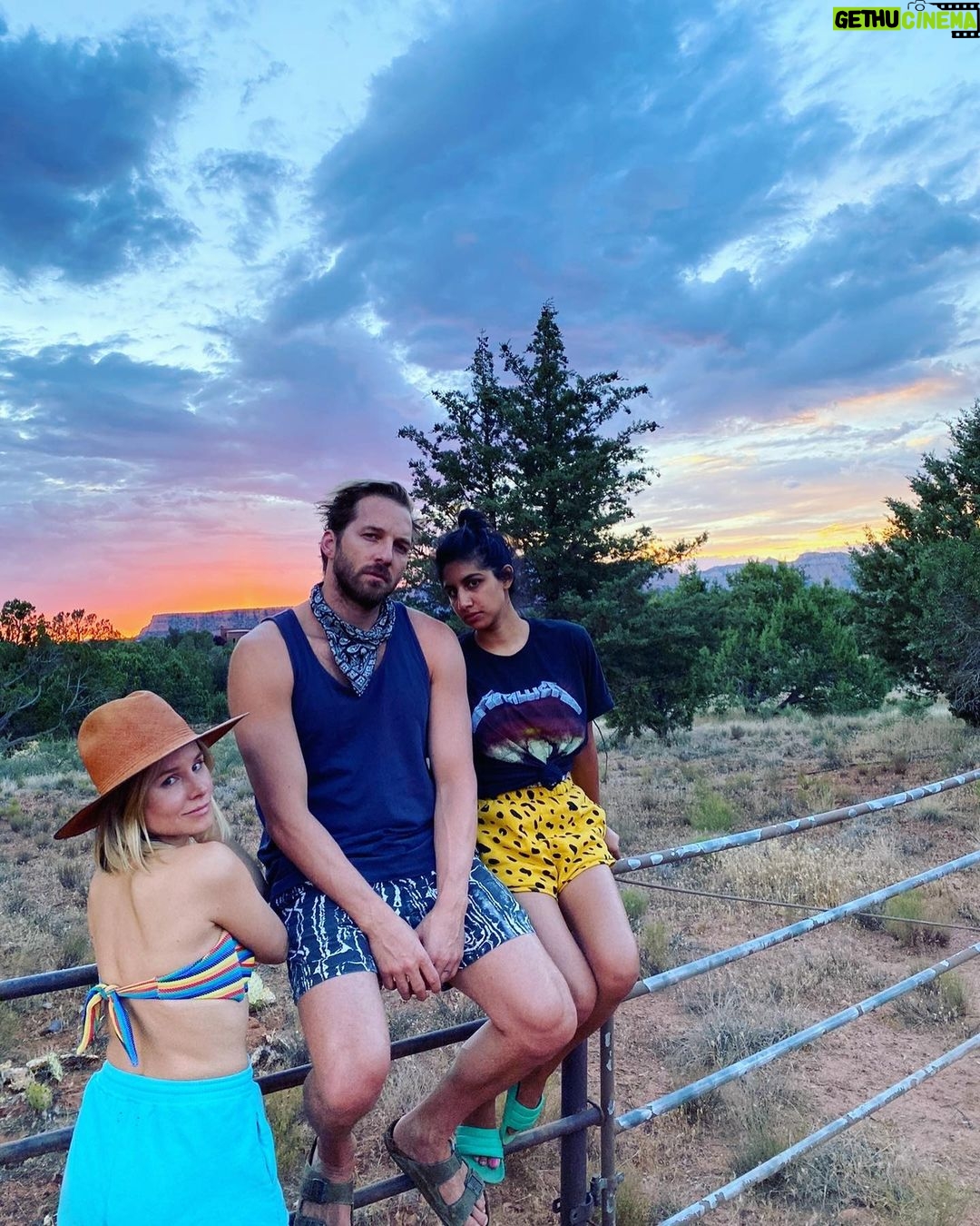 Kristen Bell Instagram - Happy birthday to the miniatures of mice!!! To my favorite escape room partner! To my wine, pizza and cookie loving besty! You are a spunky shining light to everyone around you and we love u more than you will ever know xoxoxox @mlpadman 💗
