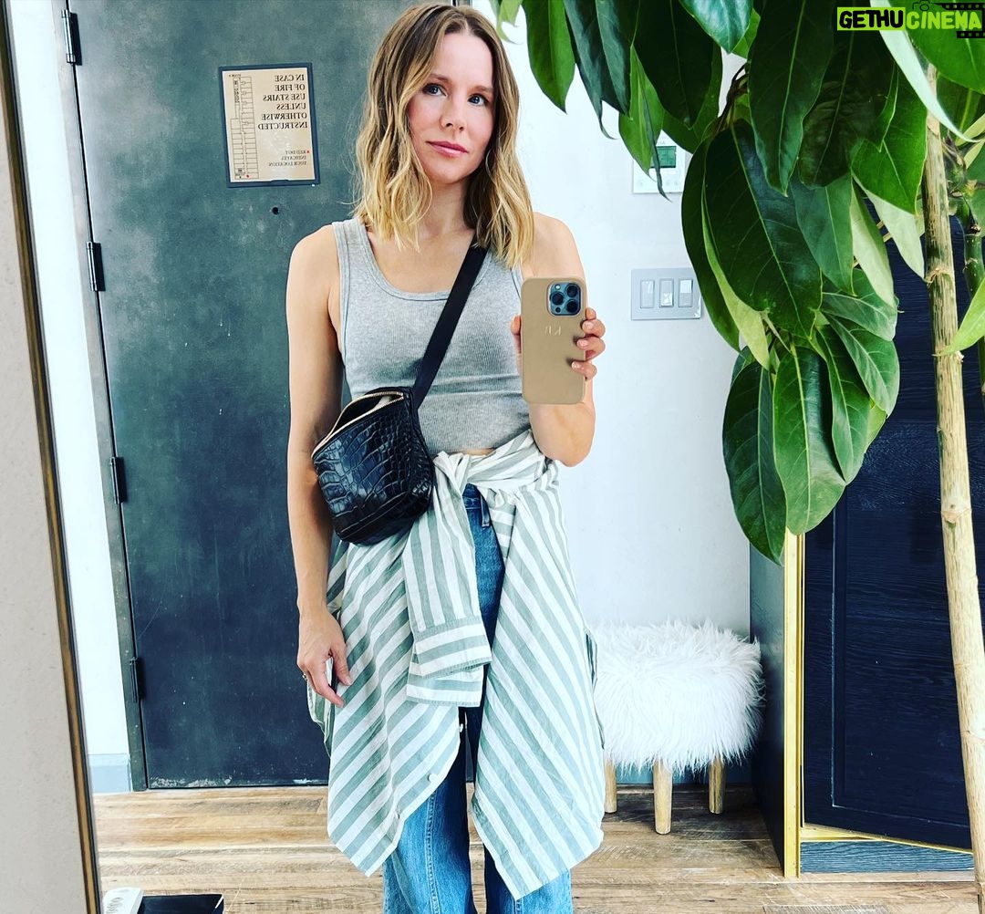 Kristen Bell Instagram - Brooklyn, full of love 💕