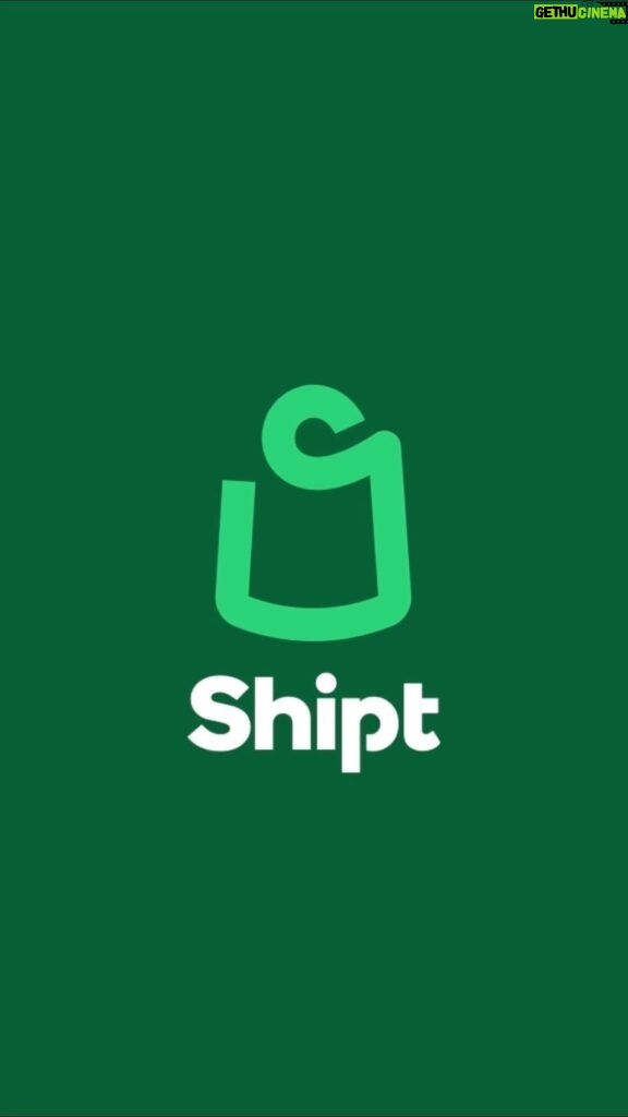 Kristen Bell Instagram - Shipt’s last-minute, same-day delivery magic can bring you whatever you need, when you need it. From stocking stuffers to @hellobello cleaning supplies, I always count on @shipt to be great! My wrapping skills? Less so! #ShiptPartner