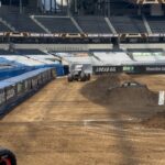 Kristen Bell Instagram - I heard i should do things that scare me. Well today @daxshepard surprised me with a @monsterjam competition! After my heart stopped palpitating(on lap 2) i felt free and empowered and phenomenally grateful that i RIPPED. Thank you @cynthiagauthier for giving me a taste of the power of the Lucas Stabilizer! And thank you @daxshepard for always being my biggest fan. Xo