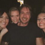 Kristen Bell Instagram - The people I love to hate at the wedding💜💍👰‍♀️👰🤵‍♀️🤵🤵‍♂️ #thepeoplewehateatthewedding Out today on @primevideo