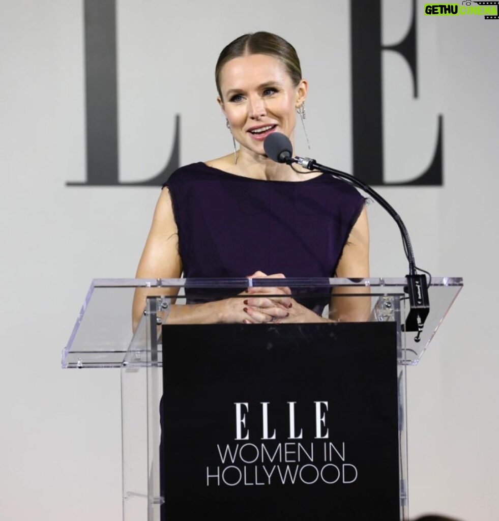 Kristen Bell Instagram - Was such an honor to be asked by Sigourney Weaver to introduce her at the @elleusa #womeninhollywood awards. I don’t venture out that often these days but this was worth it. Sigourney is a woman I have always admired, and am proud to call a friend.
