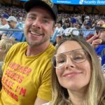 Kristen Bell Instagram - Dadding looks so cute on @daxshepard 💜 @dodgers