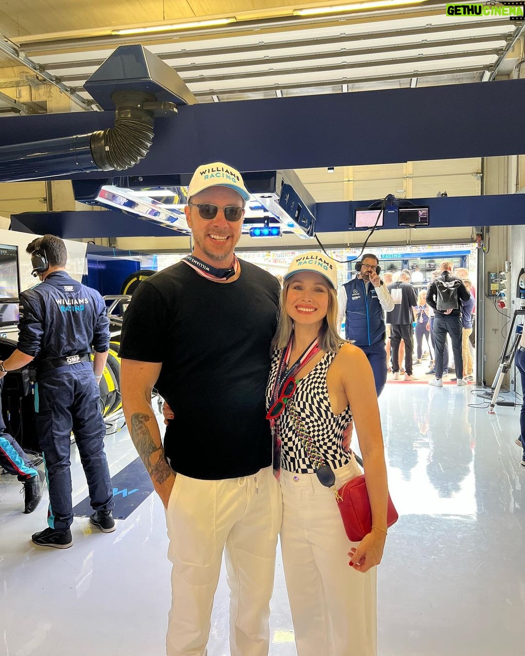 Kristen Bell Instagram - What an absolute dream!! Thank you @williamsracing 💙 @f1