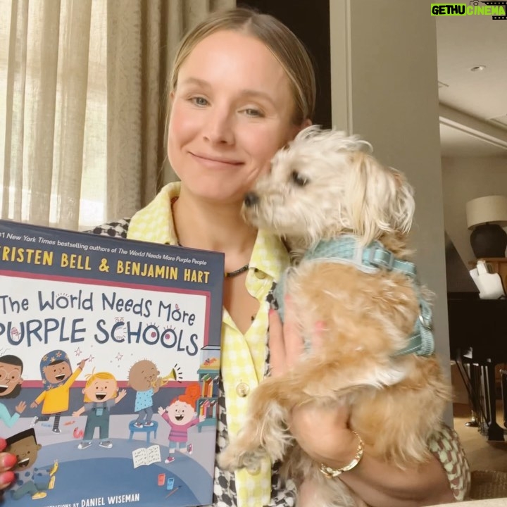 Kristen Bell Instagram - My new book from @randomhousekids THE WORLD NEEDS MORE PURPLE SCHOOLS, will encourage kids everywhere to be curious, share, work hard, and laugh often—in the classroom! Hitting stores and shelves Tuesday, June 21. Pre-order your copy now at the link in my bio. 💜