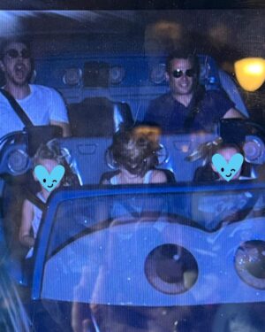 Kristen Bell Instagram - We slayed Disneyland.
Thank you to @philanderc85 and @madisonxmorgan for helping us explore. Special shout out to decor 👑@erikajaye who took reference pictures of every Halloween decoration so she could replicate. #research