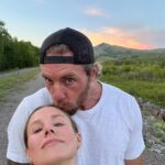 Kristen Bell Instagram - Idaho, chapter 1 🏔️🧡