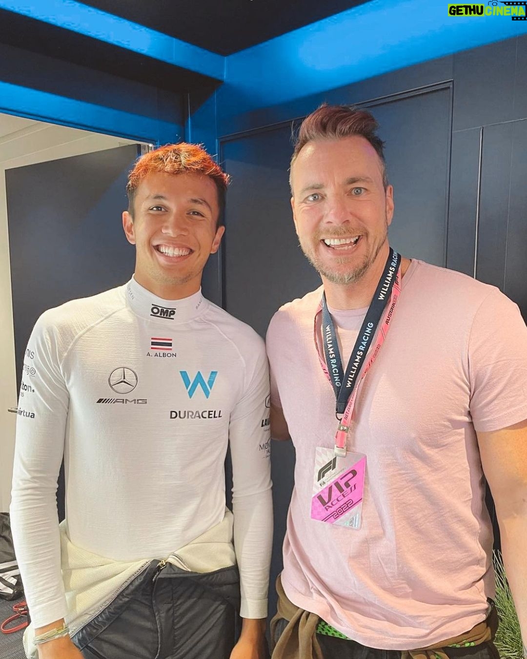 Kristen Bell Instagram - What an absolute dream!! Thank you @williamsracing 💙 @f1