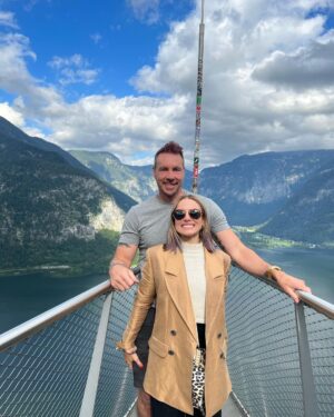 Kristen Bell Instagram - Hallstatt Austria looks just like Arendelle 💜