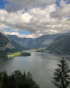 Kristen Bell Instagram - Hallstatt Austria looks just like Arendelle 💜