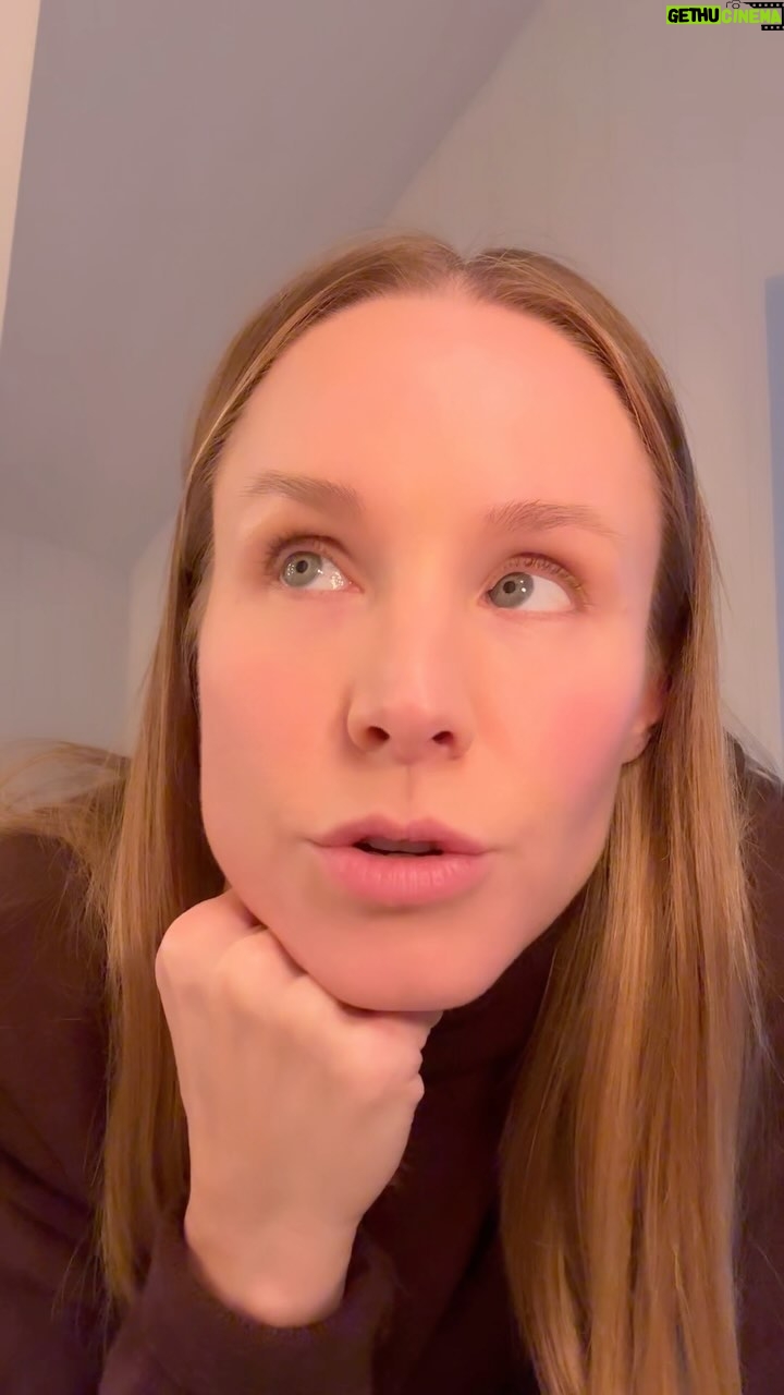 Kristen Bell Instagram - Holiday sleuthing trick From the desk of @veronicamars 🎄 TAG UR #DADS!!!