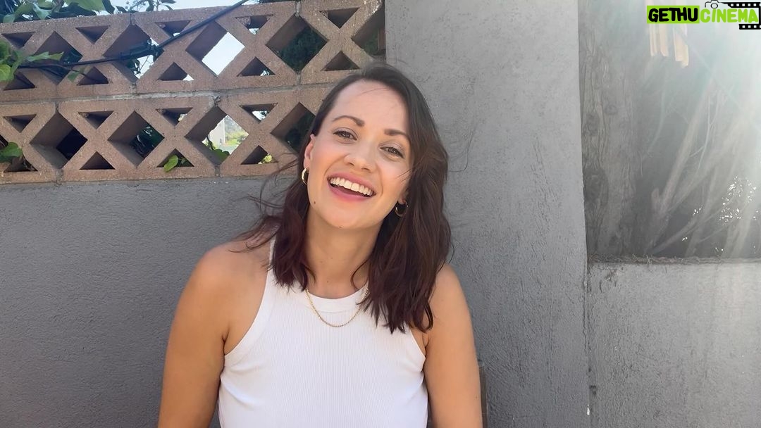 Kristen Gutoskie Instagram - Heya! So excited to hang with you all on December 1st in Covington, Georgia @epiccons 🩷 see ya there