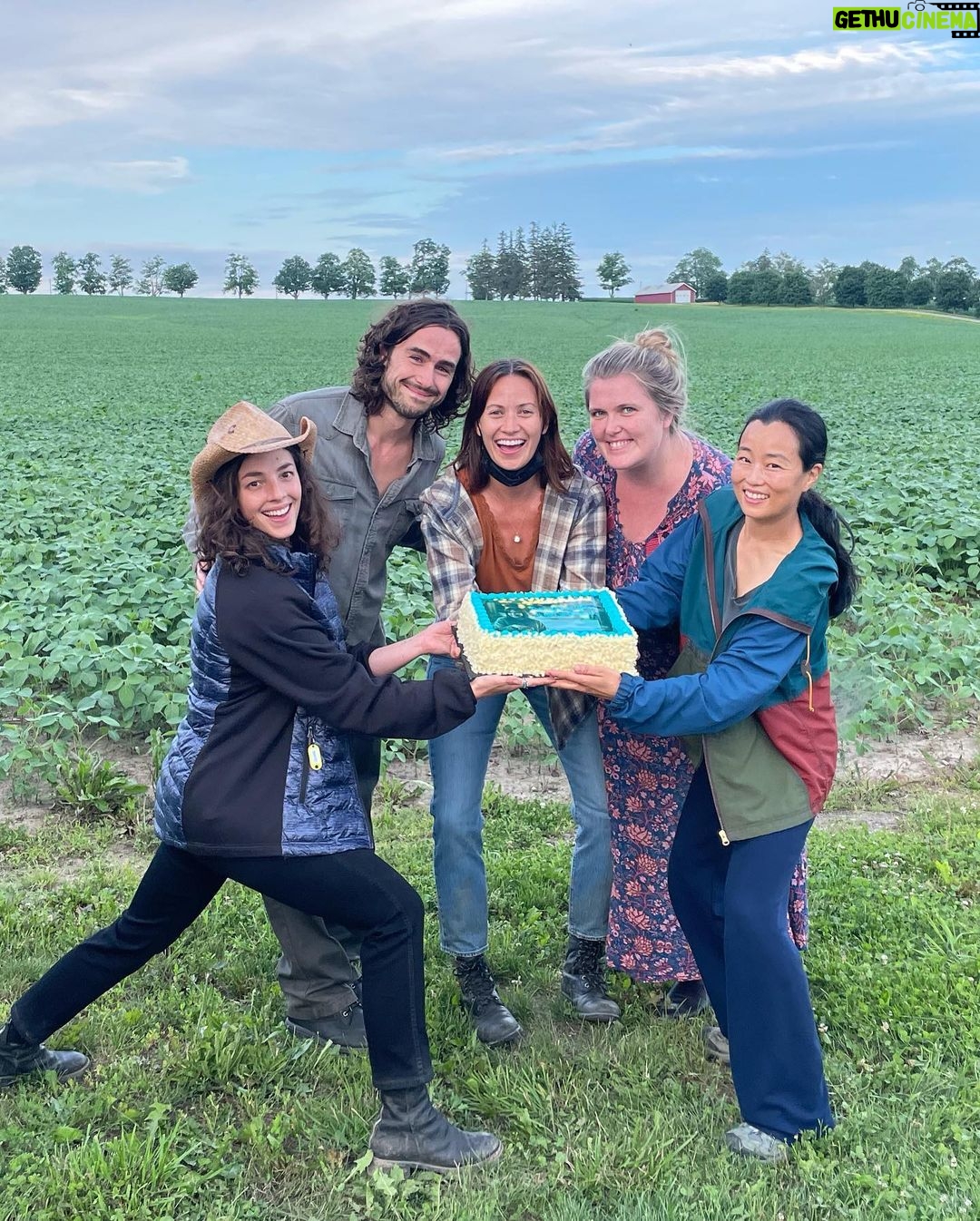 Kristen Gutoskie - 3.5K Likes - What an absolute honour and gift to get to play Sonia on @y_fxonhulu. One of the best working experiences I have had to date. An incredibly supportive and inclusive environment with some of the most wonderful, generous and talented artists in this biz. Thank you to the powerhouse that is @elizaaclarkw for having me aboard and for your unrivalled support along the way. You are one of the most brilliant people I’ve ever met. Thanks to the cast and crew for being so kind and generous and FUN and welcoming and just filled with love!! This goes down as one of the most special. Love you all and sending all the good vibes out there that #YLIVESON. This story is so important and needed and the integrity of this team is one to measure up to. WATCH IT IF YOU HAVEN’T YET.
LOVE KG XO. #YTHELASTMAN