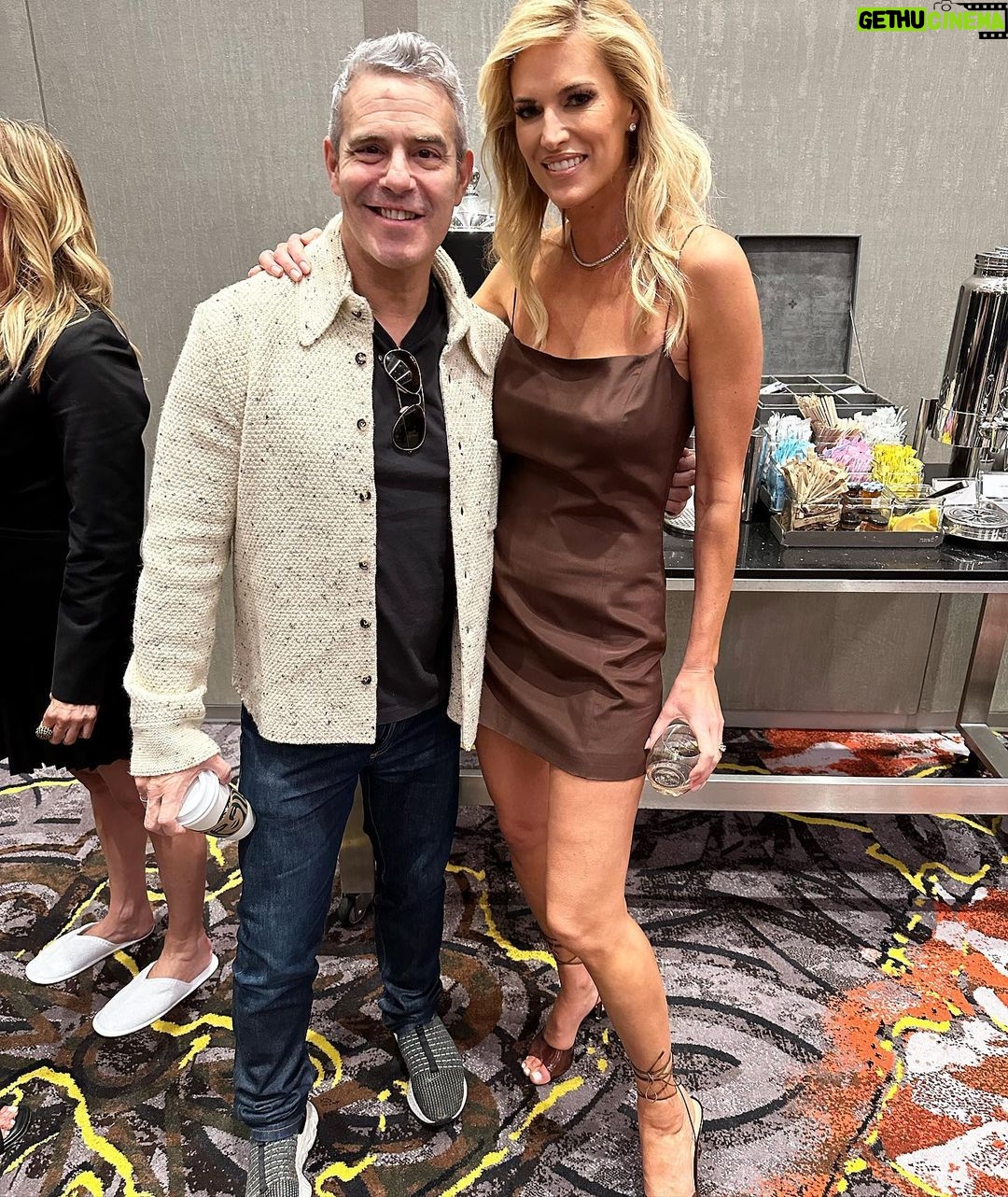 Kristen Taekman Instagram - How fun to be back in the mix! My first BravoCon ! Happy and excited to be back with these NYC legends!! Let’s the fun begin!! @bravoandy @countessluann @sonjatmorgan @kellybensimon @dorindamedley ohhh La La St. Barts! @bravotv @peacock Las Vegas Strip