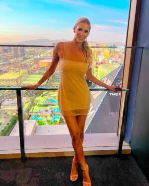 Kristen Taekman Instagram - Photo dump from last night 🪩🤍

 #bravocon #bravo #rhugt #lasvegas